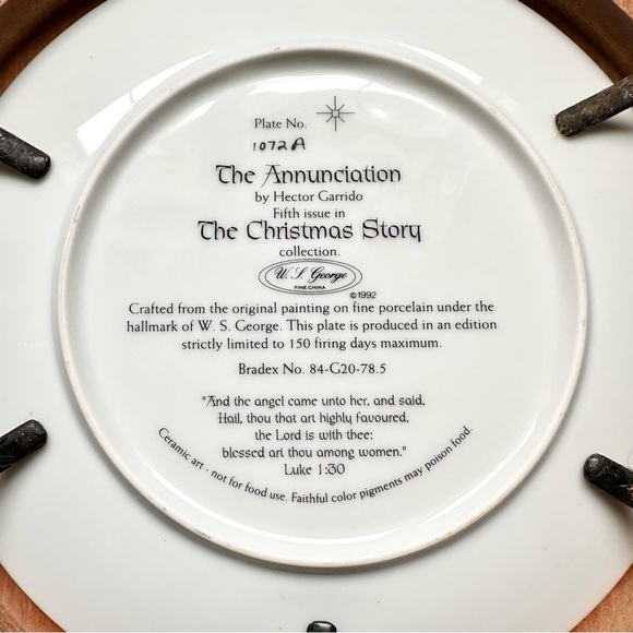 Plate #1072A The Annunciation Christmas Plate by Hector Garrido 1992 In Frame - Picture 10 of 13